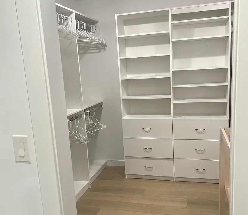 master bedroom, walk-in closet