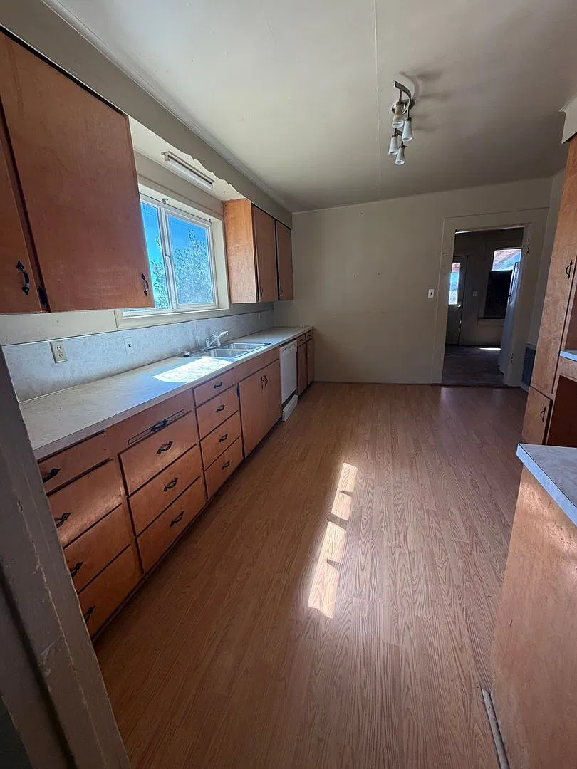 3 Bedroom, 2 Bathroom Home - Located in Malin, OR! — Photo 2