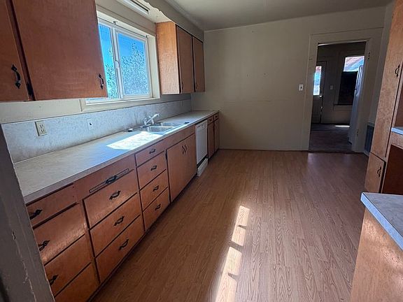 2nd image of 22222 Evans Rd