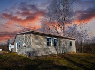 2256 S Old Clifty Rd, Bloomfield, IN 47424