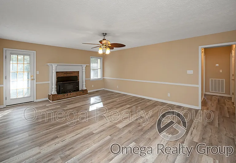 1318 Pointer Dr SW — Photo 7