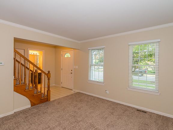 3rd image of 318 Anchor Dr