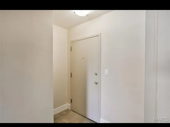210 N 17th St Unit 411, Saint Louis, MO 63103