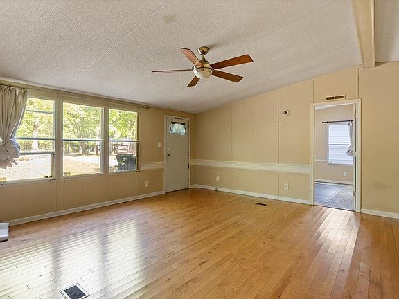 5th image of 6808 Woodtrace Dr