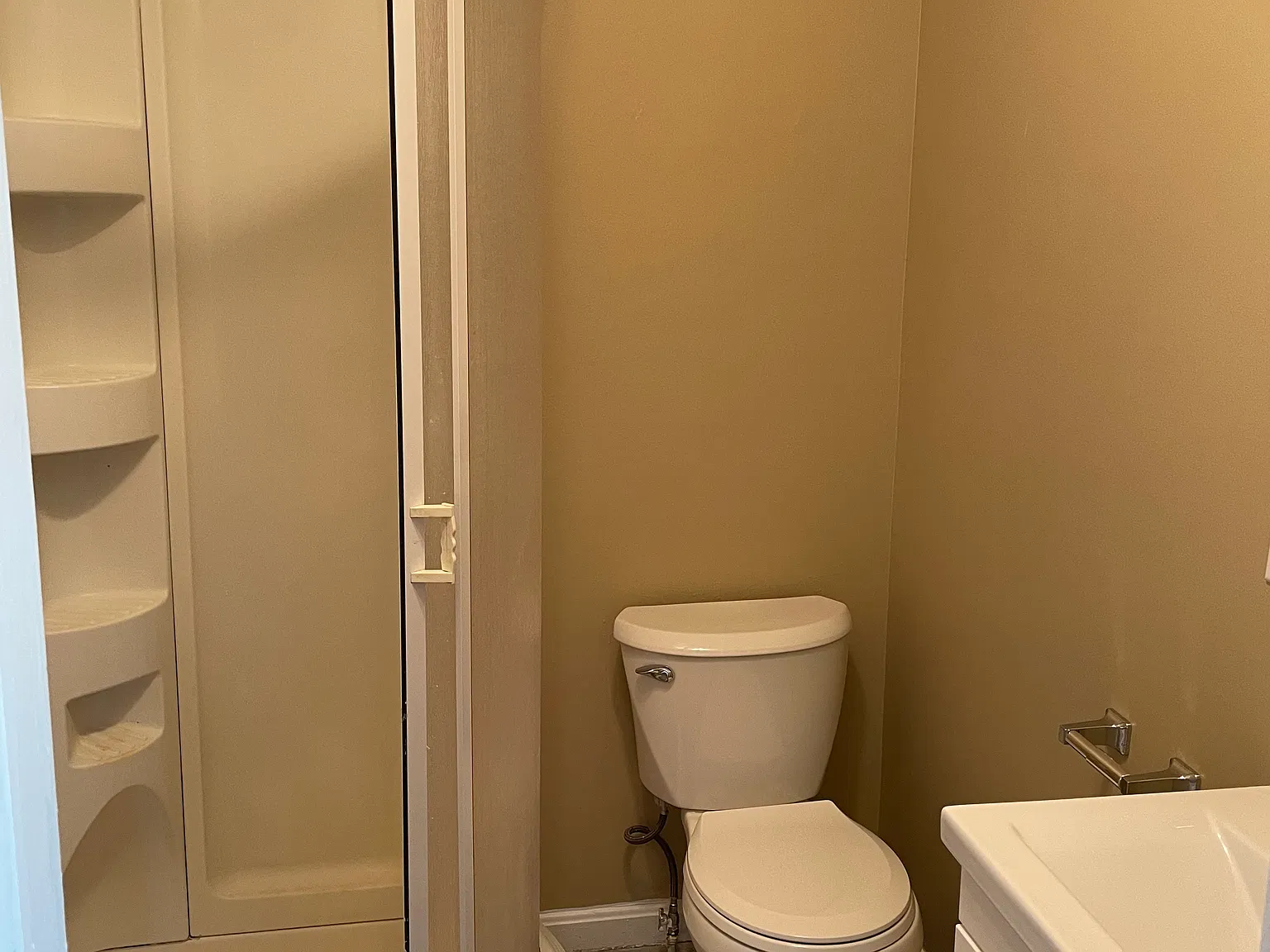1 bed, 600 sqft, $1,000 — Photo 4