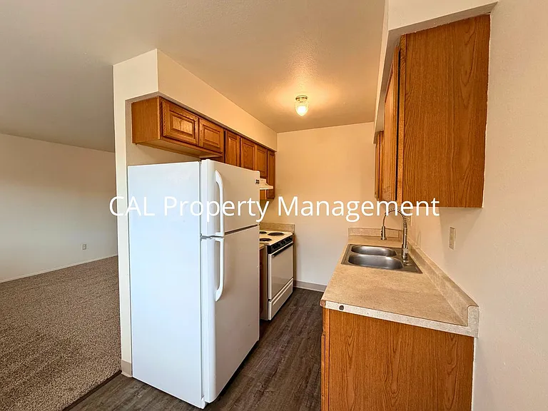 3050 Sunset Ave — Photo 22