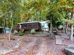 100 Doe Ln, Milford, PA 18337