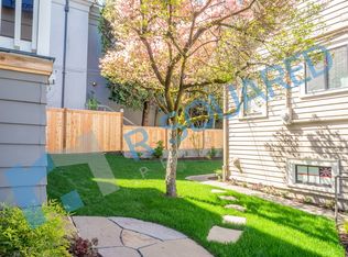 1939 10th Ave E, Seattle, WA 98102