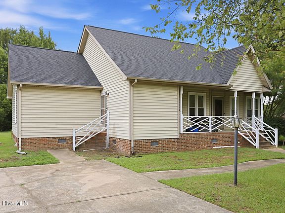3rd image of 566 Ridge Drive