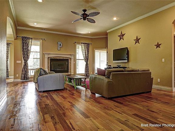 3rd image of 66 Queensferry Dr