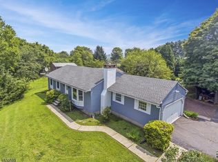 127 Phillips Rd, Milford, NJ 08848