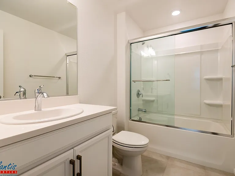 6818 Chroma Ct — Photo 14