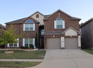 206 Ravenel St, Glenn Heights, TX 75154