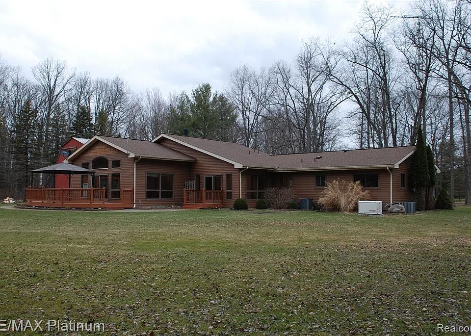 4922 Cedar Lake Rd, Howell, MI 48843 Zillow