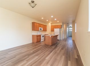 5710 SE Gladstone St, Portland, OR 97206