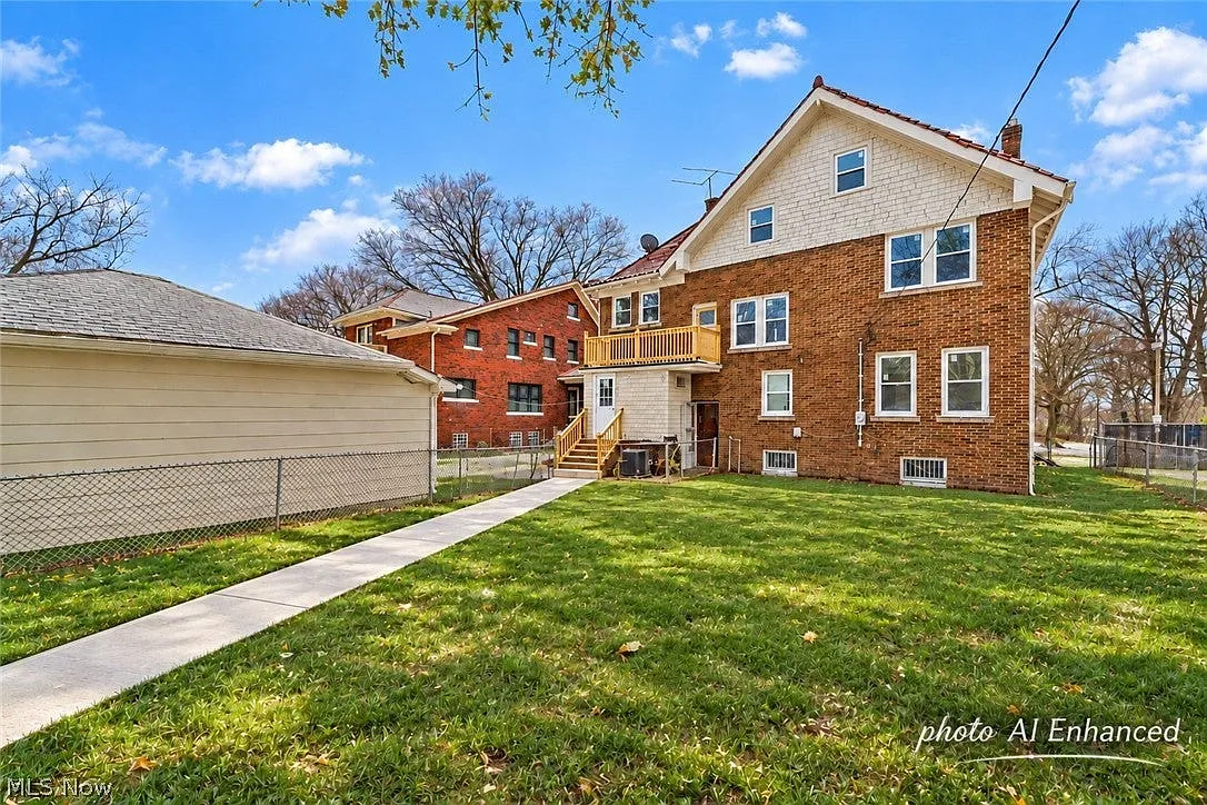 5 bed, 4.0 bath, 3336 sqft, $3,500 — Photo 2
