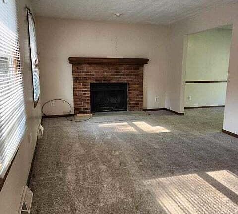 3rd image of 518 Peachtree Pl