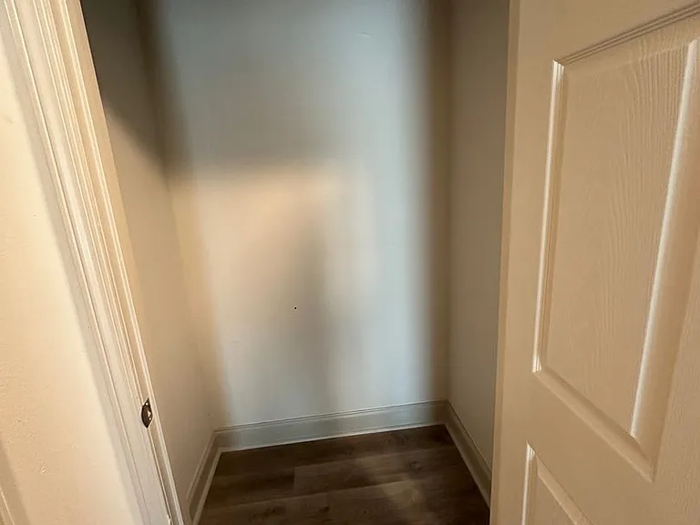 1406 Memory Ln — Photo 12