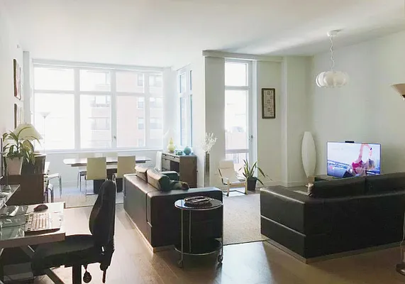 Rented by R New York | media 3