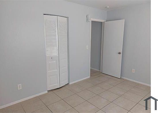4th image of 1850 SE Aneci St