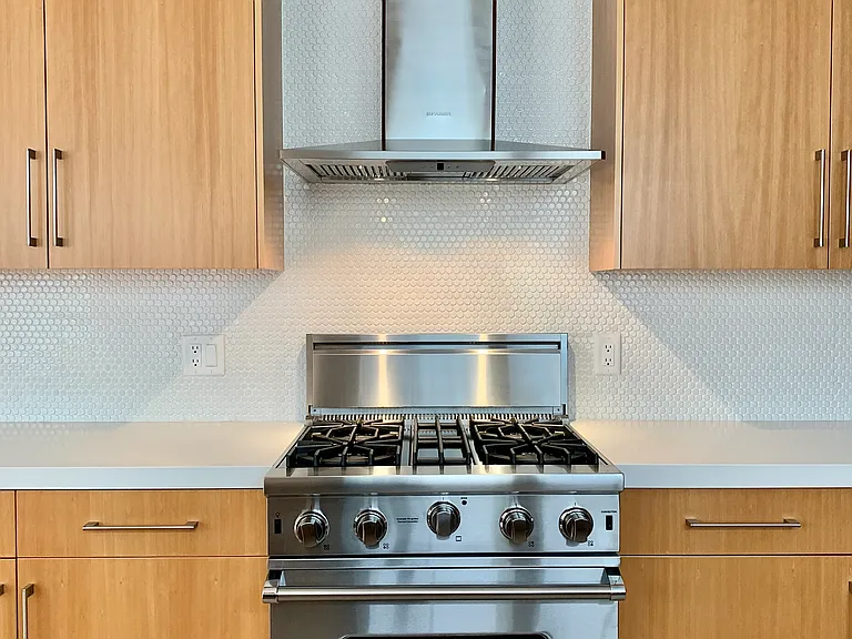 19 Pemberton St #1 — Photo 12
