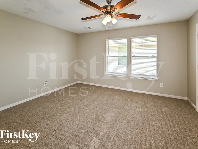 18410 Steamboat Inn Dr — Photo 9