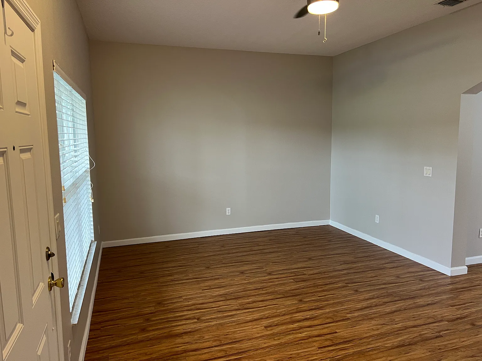 3 bed, 2.5 bath, 1472 sqft, $2,150 — Photo 4