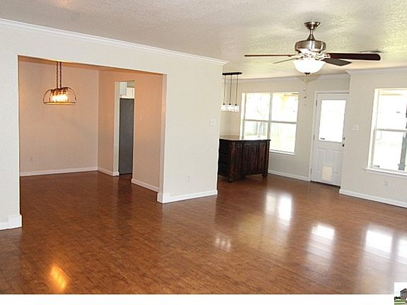 5th image of 3303 Solomon Dr