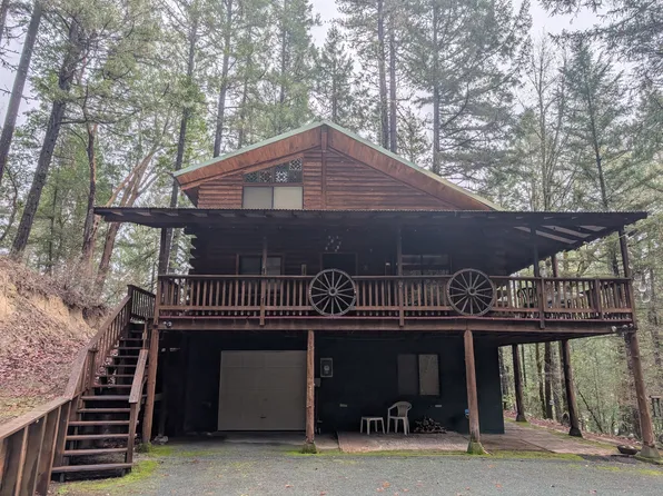 7312 E Evans Creek Rd, Rogue River, OR 97537