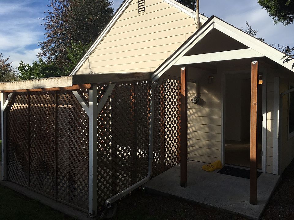 Front entrance and sun porch