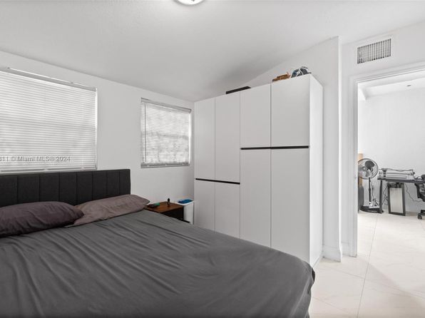 miami-florida-43840591 picture