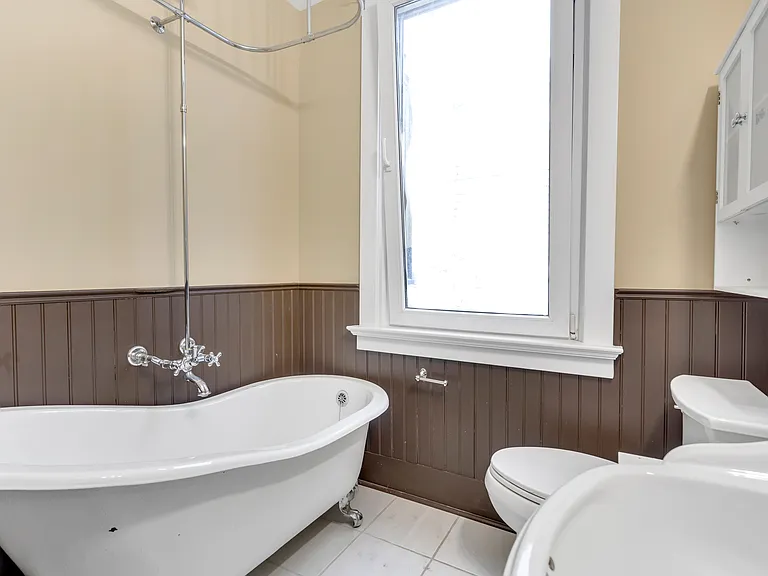 4120 Main St #201 — Photo 7