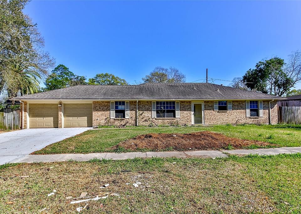 1st image of 1501 Locklaine Dr