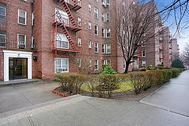 Sold by Citi Habitats