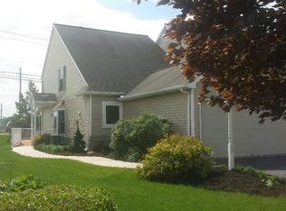 17 Sandstone Ct, Lititz, PA 17543