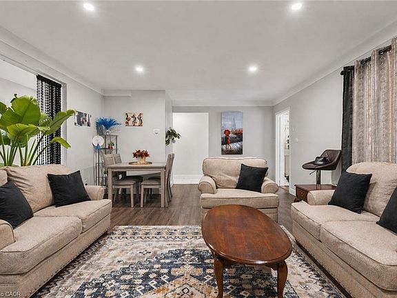 3rd image of 557 Lake St