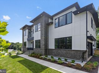 6511 Ivy Hill Dr, Mc Lean, VA 22101