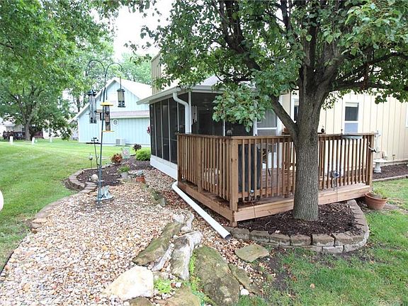 3rd image of 16510 E 53rd Street Ct S