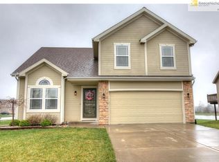 8702 NE 101st Ter, Kansas City, MO 64157