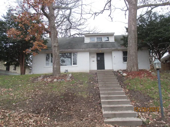 3507 York Ave N, Robbinsdale, MN 55422