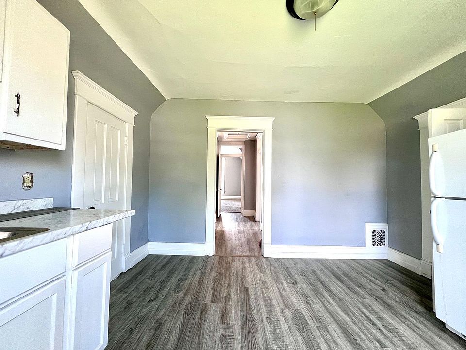 2701 Mishawaka Ave 2701 Mishawaka Ave South Bend IN Zillow