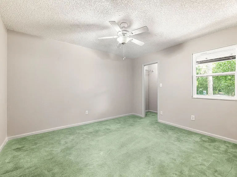 119 Palm Valley Woods Dr — Photo 33