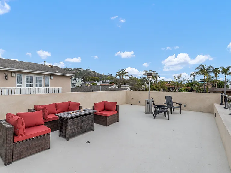 142 W Avenida Cadiz — Photo 27