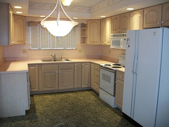 2nd image of 3620 186th St APT 205