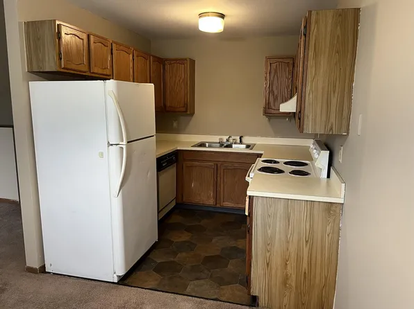 480 Stratford Way #3, Holland, MI 49423