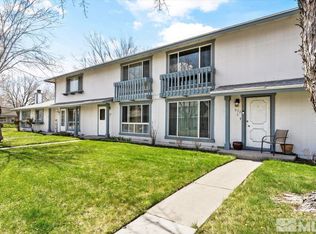 952 Ridgewood Dr, Sparks, NV 89434