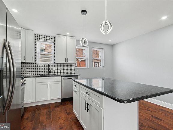 4th image of 6631 Guyer Ave