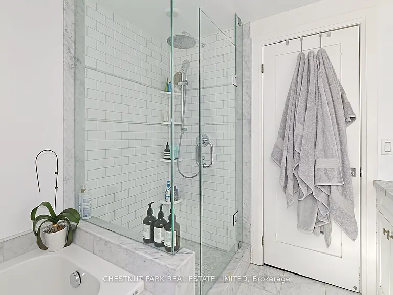 133 Cottingham St #2 — Photo 16