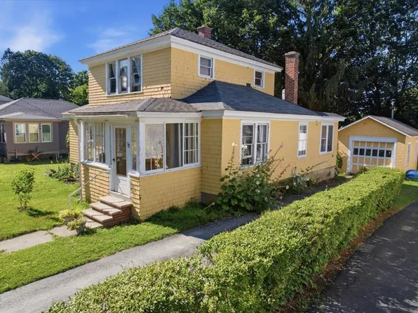 12 Hall Street, Bennington, VT 05257