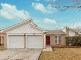 5125 Cinnamon Ln, Baytown, TX 77521
